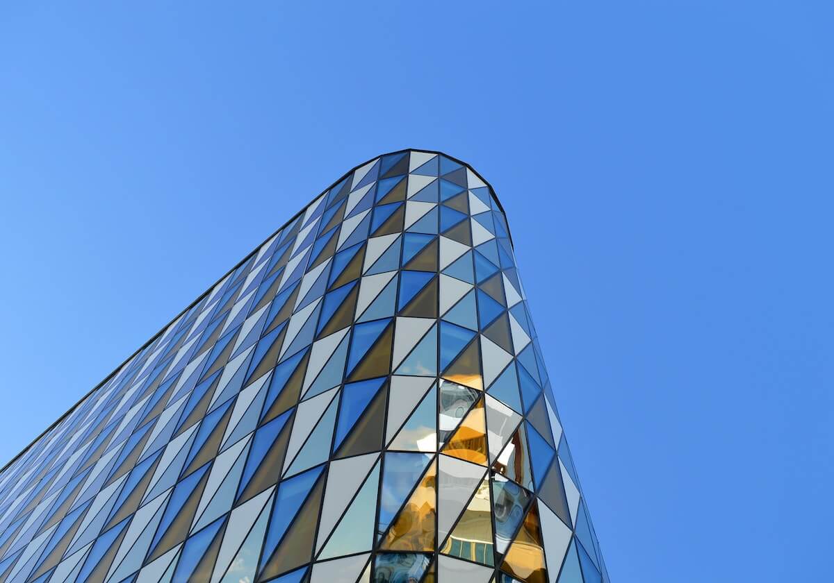 傅亚雨:从谷底向上攀爬的新中超