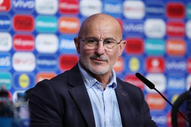 开云体育app-亚马尔：赢得所有比赛，用冠军庆祝17岁生日